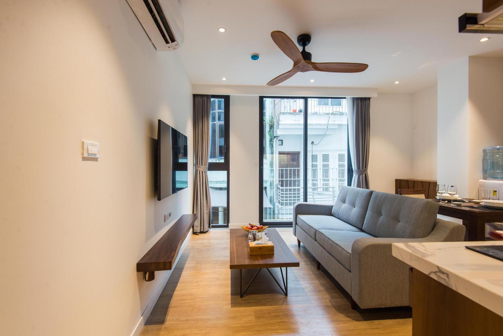 22Housing Hotel & Apartment 81 Linh Lang Hanoi Exterior foto
